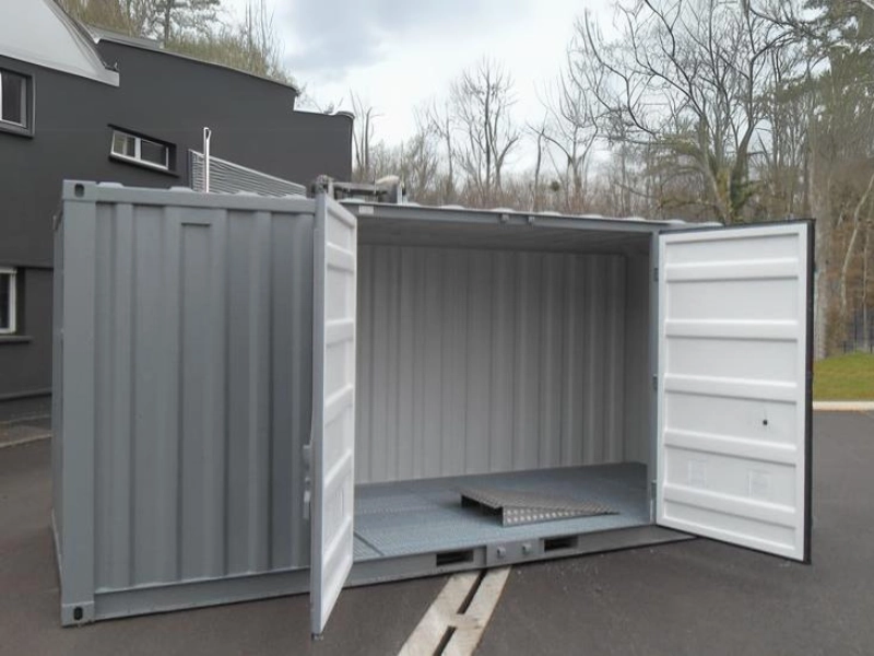 Container-de-stockage-20-pieds-portes-laterales-bac-de-retention.webp Container-de-stockage-20-pieds-portes-laterales-bac-de-retention.webp