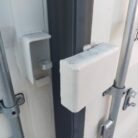 Protege-cadenas-de-serie-sur-tous-les-conteneurs-dentreprosage-neufs.jpg