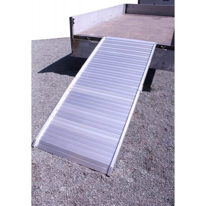 rampe-alu-pliable-400-kg-2-m-x-80-cm-754752000-6-1.jpg rampe-alu-pliable-400-kg-2-m-x-80-cm-754752000-6-1.jpg